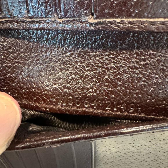 Authentic Gucci wallet - Picture 5 of 13